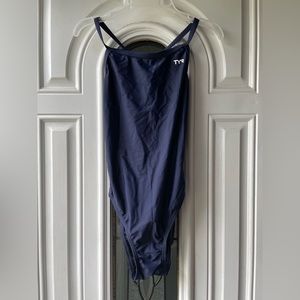 TYR swimsuit for child(girl). Size medium (34). Solid diamond fit. Navy blue.NWT